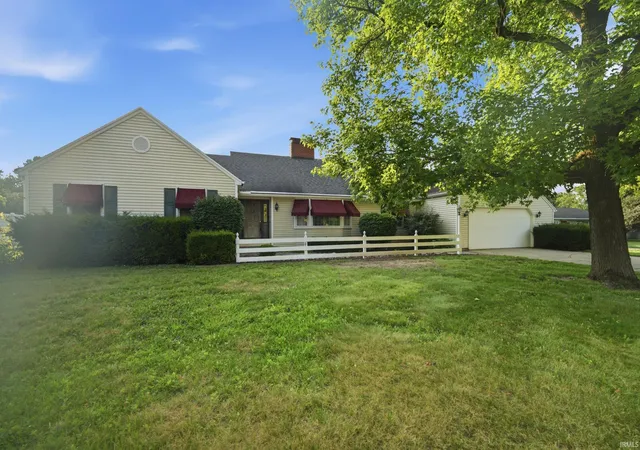 Photo 2 of Manufactured home for sale at 819 Preston St, Lafayette, IN 47905 | MLS# 202631260 | Listing updated on 2026-08-02
