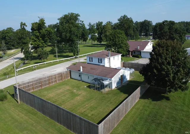 Photo 2 of Manufactured home for sale at 1611 E Loew Rd, Marion, IN 46952 | MLS# 202631288 | Listing updated on 2026-08-31