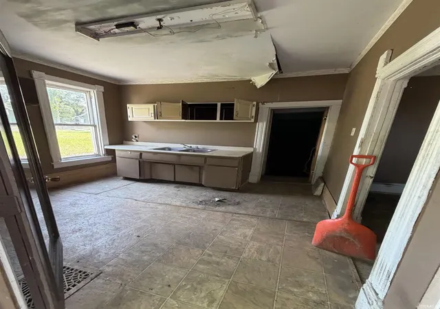 Photo 3 of Manufactured home for sale at 918 Huestis Ave, Fort Wayne, IN 46807 | MLS# 202631305 | Listing updated on 2026-09-16
