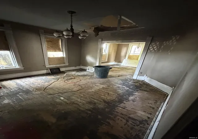 Photo 4 of Manufactured home for sale at 918 Huestis Ave, Fort Wayne, IN 46807 | MLS# 202631305 | Listing updated on 2026-09-16