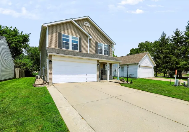 Photo 2 of Sale Pending at 1608 Austin Dr, Lebanon, IN 46052 | MLS# 202631310 | Listing updated on 2026-09-12