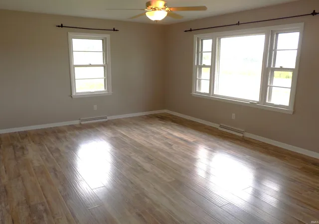 Photo 2 of Manufactured home for sale at 8355 Oak Grv Rd, Newburgh, IN 47630 | MLS# 202631314 | Listing updated on 2026-10-03