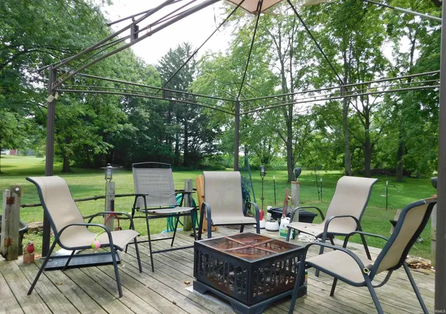 Photo 2 of Sale Pending at 1417 E 300n, Warsaw, IN 46582 | MLS# 202631316 | Listing updated on 2026-09-02