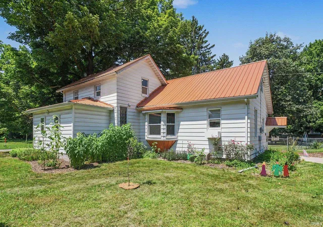Photo 1 of Manufactured home for sale at 109 Trout Crk Rd, Bristol, IN 46507 | MLS# 202631317 | Listing updated on 2026-08-18