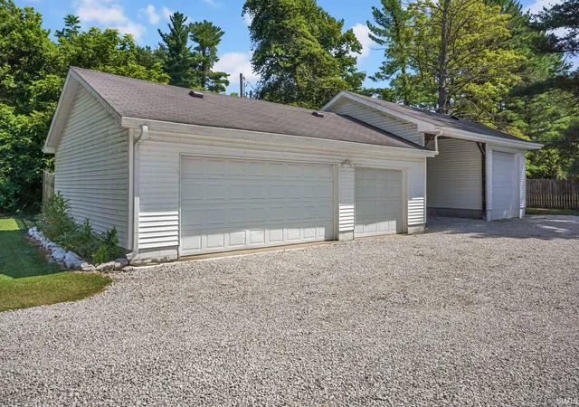 Photo 3 of Manufactured home for sale at 28 Trinton Cir, Bedford, IN 47421 | MLS# 202631327 | Listing updated on 2026-08-03
