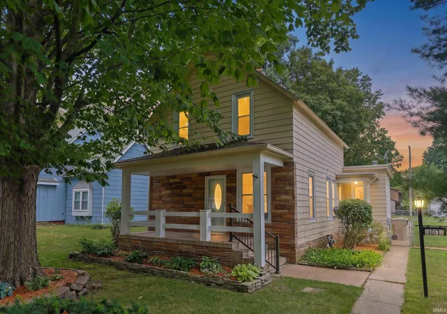 Photo 2 of Manufactured home for sale at 1017 S 26th Street, South Bend, IN 46615 | MLS# 202631330 | Listing updated on 2026-08-03