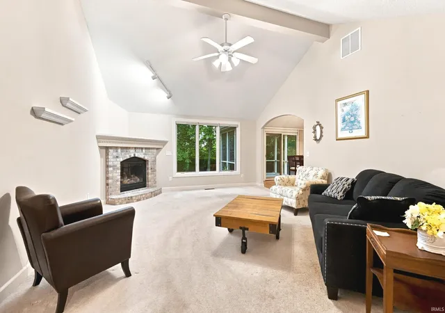 Photo 3 of Sale Pending at 12914 Charenton Ct, Fort Wayne, IN 46845 | MLS# 202631384 | Listing updated on 2026-09-11