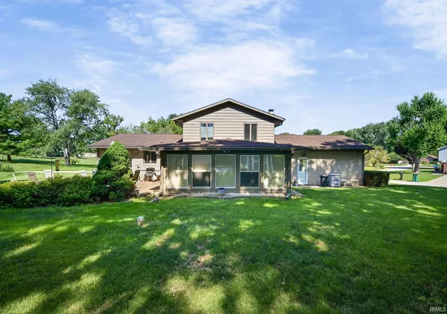 Photo 4 of Manufactured home for sale at 1300 Fairway Dr, Kokomo, IN 46901 | MLS# 202631430 | Listing updated on 2026-10-20