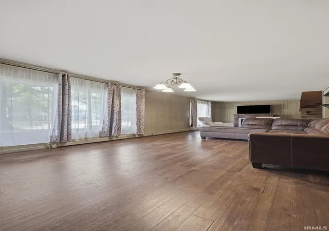 Photo 4 of Manufactured home for sale at 5419 Damask Dr, Fort Wayne, IN 46815 | MLS# 202631435 | Listing updated on 2026-08-04