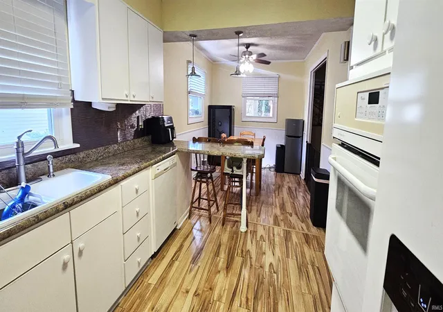 Photo 5 of Manufactured home for sale at 1807 N Saint James Blvd, Evansville, IN 47711 | MLS# 202631444 | Listing updated on 2026-09-04