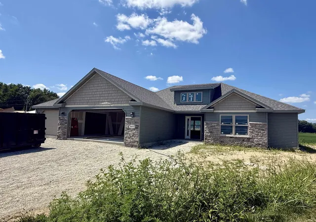 Photo 1 of Manufactured home for sale at 3003 E Butler Ct, Columbia City, IN 46725 | MLS# 202631459 | Listing updated on 2026-08-04