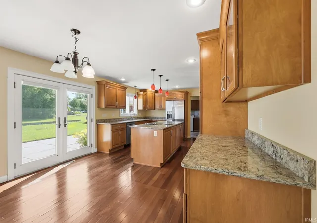 Photo 4 of Sale Pending at 22 Stone Ridge Dr, Huntington, IN 46750 | MLS# 202631462 | Listing updated on 2026-09-17