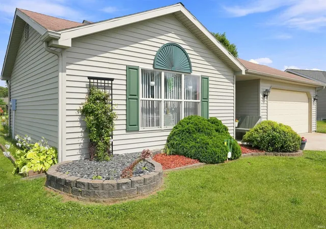 Photo 2 of Sale Pending at 308 Alexis Dr, Milford, IN 46542 | MLS# 202631465 | Listing updated on 2026-09-30