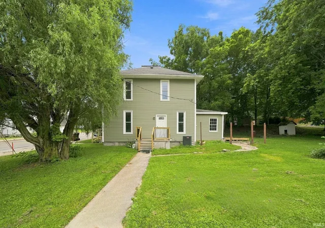 Photo 3 of Manufactured home for sale at 1310 Vernon St, Wabash, IN 46992 | MLS# 202631467 | Listing updated on 2026-08-21