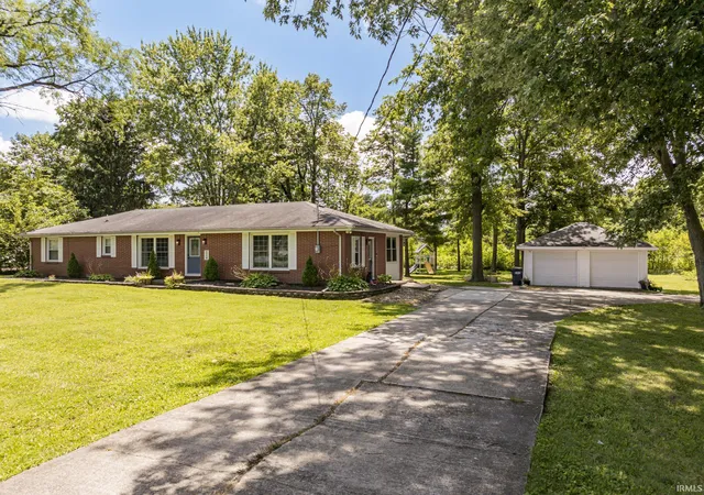 Photo 2 of Sale Pending at 8509 W Jackson St, Muncie, IN 47304 | MLS# 202631498 | Listing updated on 2026-08-28