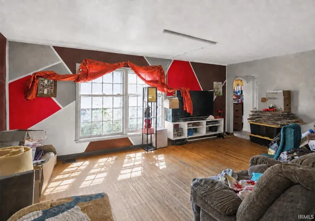 Photo 2 of Manufactured home for sale at 1833 Randallia Dr, Fort Wayne, IN 46805 | MLS# 202631510 | Listing updated on 2026-08-25