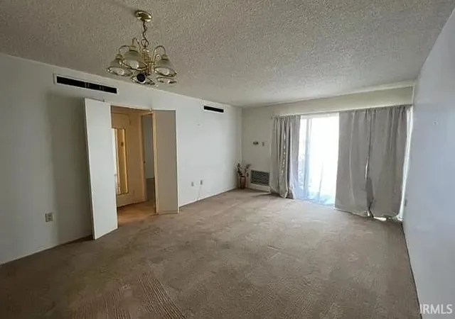 Photo 2 of Sale Pending at 1100 Erie Ave #605, Evansville, IN 47715 | MLS# 202631541 | Listing updated on 2026-08-24