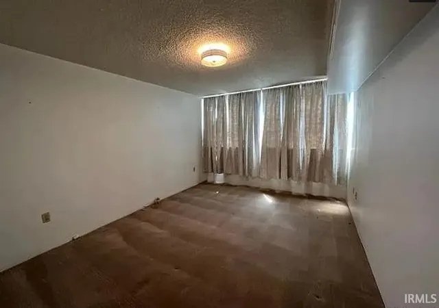 Photo 3 of Sale Pending at 1100 Erie Ave #605, Evansville, IN 47715 | MLS# 202631541 | Listing updated on 2026-08-24