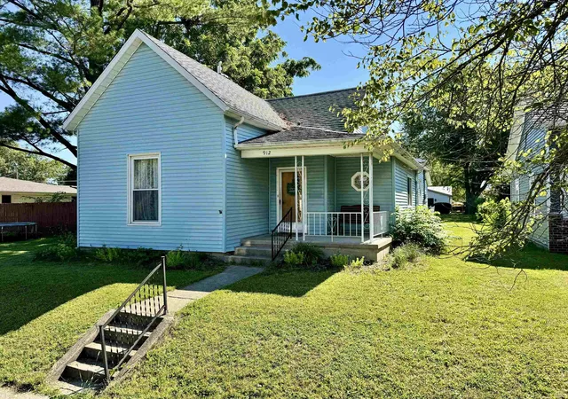 Photo 1 of Sale Pending at 912 N Monroe St, Hartford City, IN 47348 | MLS# 202631567 | Listing updated on 2026-09-21