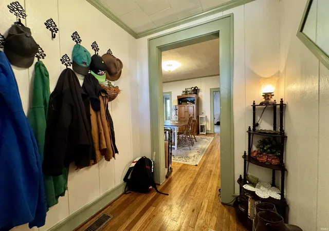 Photo 4 of Sale Pending at 912 N Monroe St, Hartford City, IN 47348 | MLS# 202631567 | Listing updated on 2026-09-21