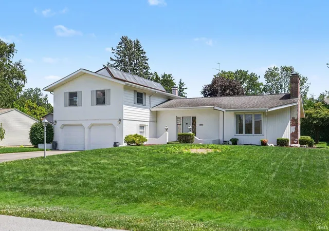 Photo 2 of Manufactured home for sale at 52266 N Tally Ho Dr, South Bend, IN 46635 | MLS# 202631589 | Listing updated on 2026-08-04