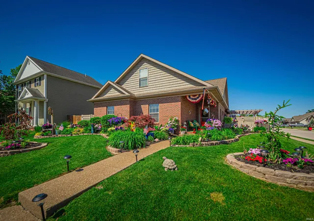 Photo 35 of Manufactured home for sale at 15508 Shakespeare Dr, Evansville, IN 47725 | MLS# 202631605 | Listing updated on 2026-08-18
