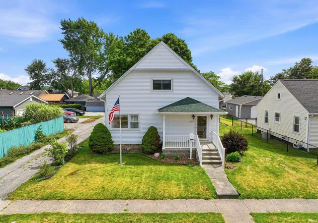 Photo 3 of Manufactured home for sale at 618 Russell St, Kendallville, IN 46755 | MLS# 202631611 | Listing updated on 2026-08-26