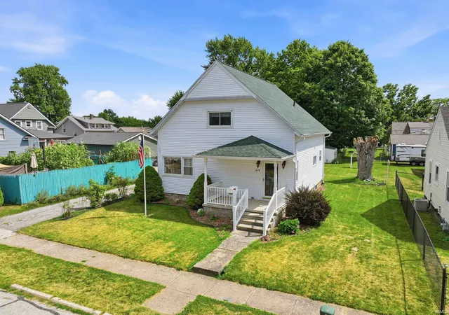 Photo 3 of Manufactured home for sale at 618 Russell St, Kendallville, IN 46755 | MLS# 202631611 | Listing updated on 2026-08-26