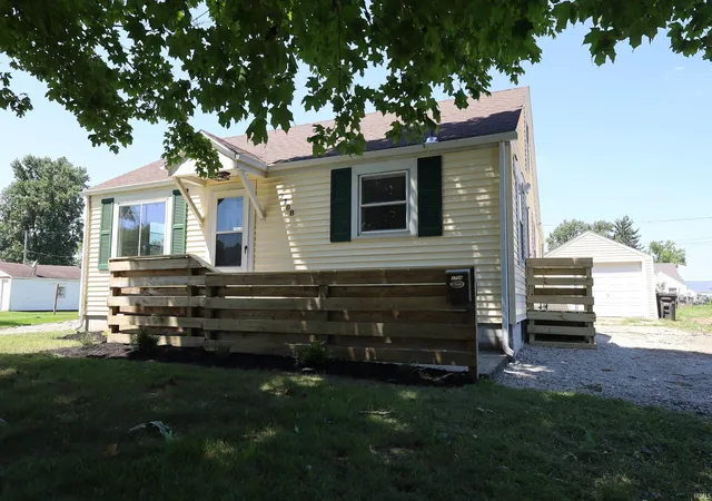 Photo 1 of Sale Pending at 2708 Witchwood Dr, Fort Wayne, IN 46809 | MLS# 202631613 | Listing updated on 2026-08-18