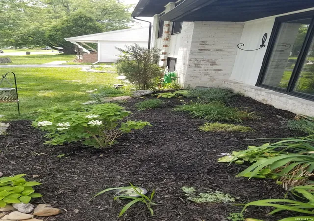 Photo 3 of Sale Pending at 2120 Arapahoe Dr, Lafayette, IN 47909 | MLS# 202631621 | Listing updated on 2026-09-12