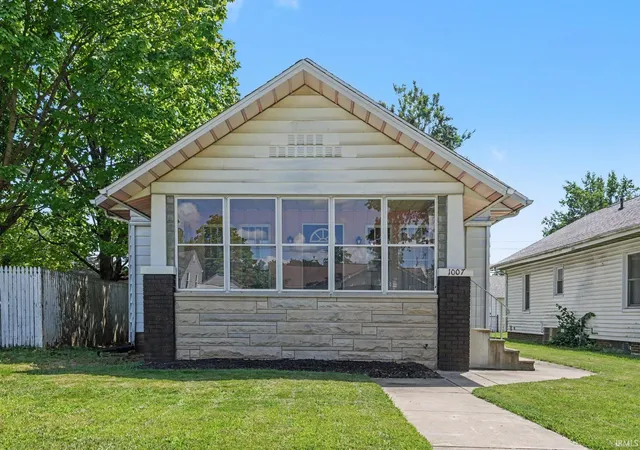 Photo 2 of Manufactured home for sale at 1007 E 3rd Street, Mishawaka, IN 46544 | MLS# 202631622 | Listing updated on 2026-08-04