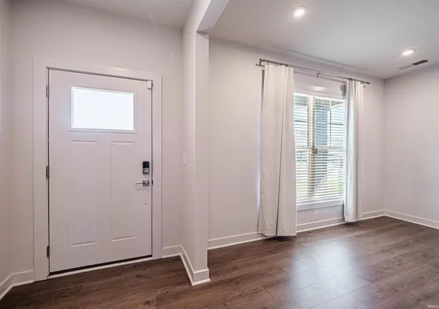 Photo 3 of Manufactured home for sale at 3077 Dowgate Dr, Newburgh, IN 47630 | MLS# 202631623 | Listing updated on 2026-10-11