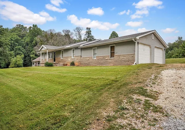 Photo 3 of Manufactured home for sale at 731 Mahan Rd, Bedford, IN 47421 | MLS# 202631627 | Listing updated on 2026-09-15