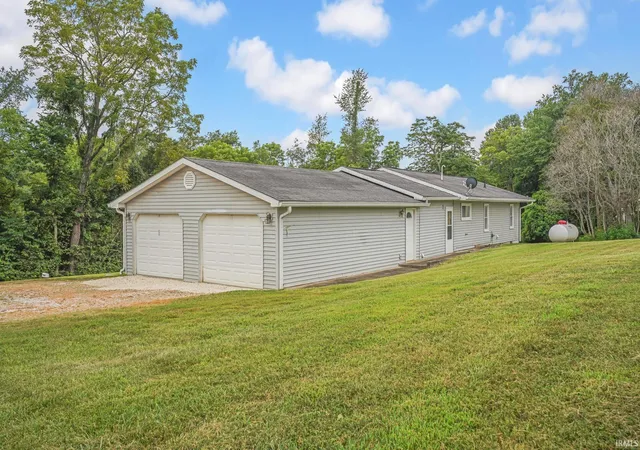 Photo 3 of Manufactured home for sale at 731 Mahan Rd, Bedford, IN 47421 | MLS# 202631627 | Listing updated on 2026-09-15