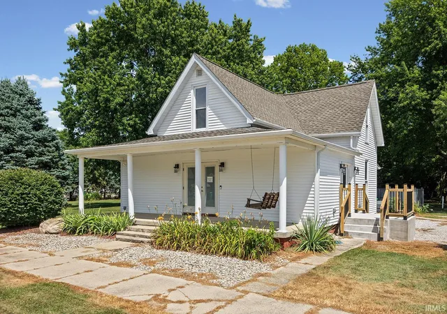 Photo 2 of Manufactured home for sale at 509 S Wabash St, New Richmond, IN 47967 | MLS# 202631630 | Listing updated on 2026-08-28