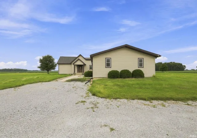 Photo 43 of Manufactured home for sale at 6231 East 600, Gas City, IN 46933 | MLS# 202631644 | Listing updated on 2026-10-03
