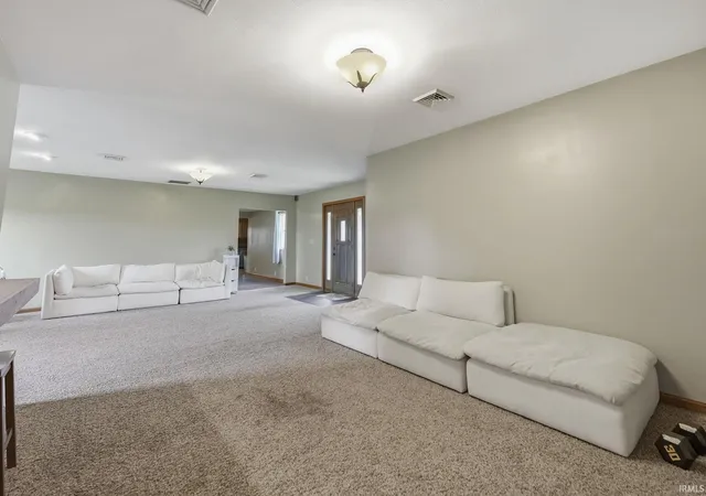 Photo 4 of Manufactured home for sale at 6231 East 600, Gas City, IN 46933 | MLS# 202631644 | Listing updated on 2026-10-03