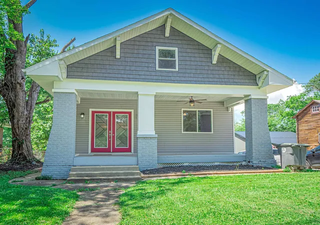Photo 1 of Sale Pending at 3704 Stringtown Rd, Evansville, IN 47711 | MLS# 202631647 | Listing updated on 2026-09-04