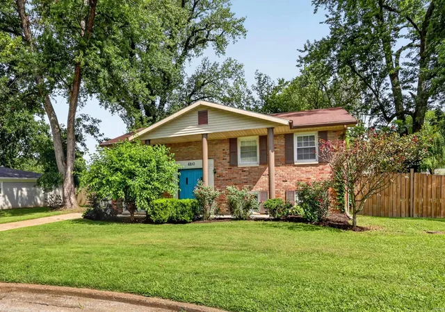 Photo 3 of Manufactured home for sale at 6210 Roger Park Ct, Evansville, IN 47715 | MLS# 202631657 | Listing updated on 2026-09-08