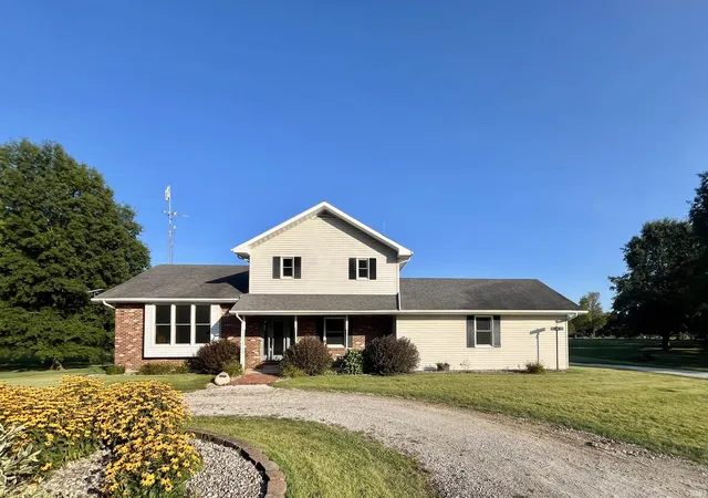 Manufactured home for sale at 9144 E 400 North, Van Buren, IN 46991 | MLS# 202631669