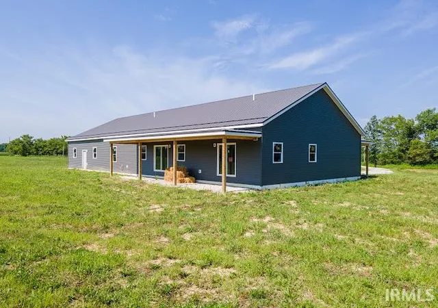 Photo 3 of Manufactured home for sale at 8223 E 100 South, Marion, IN 46953 | MLS# 202631670 | Listing updated on 2026-09-15