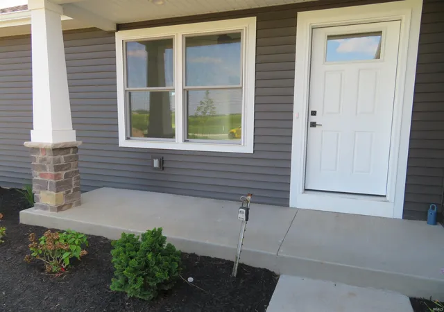Photo 37 of Manufactured home for sale at 18514 Nankeen Ct, New Paris, IN 46553 | MLS# 202631673 | Listing updated on 2026-08-05