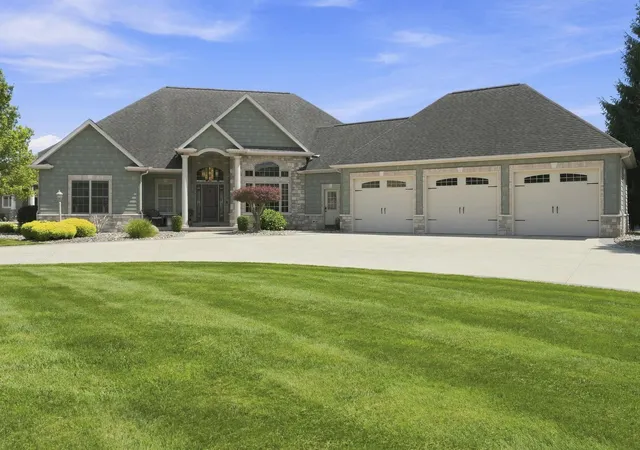 Photo 1 of Manufactured home for sale at 30306 Copperfield Ln, Granger, IN 46530 | MLS# 202631684 | Listing updated on 2026-09-08