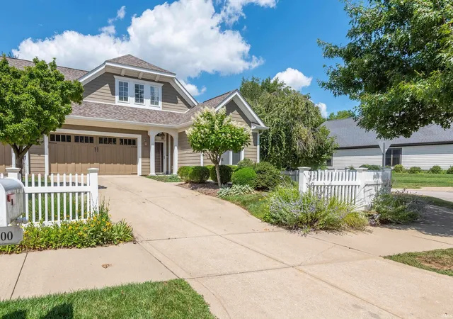 Photo 1 of Condo for sale at 1900 S Ramsey Dr, Bloomington, IN 47401 | MLS# 202631695 | Listing updated on 2026-09-14