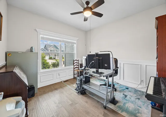 Photo 4 of Sale Pending at 1073 Chesapeake Pointe Dr, Lafayette, IN 47909 | MLS# 202631702 | Listing updated on 2026-09-08