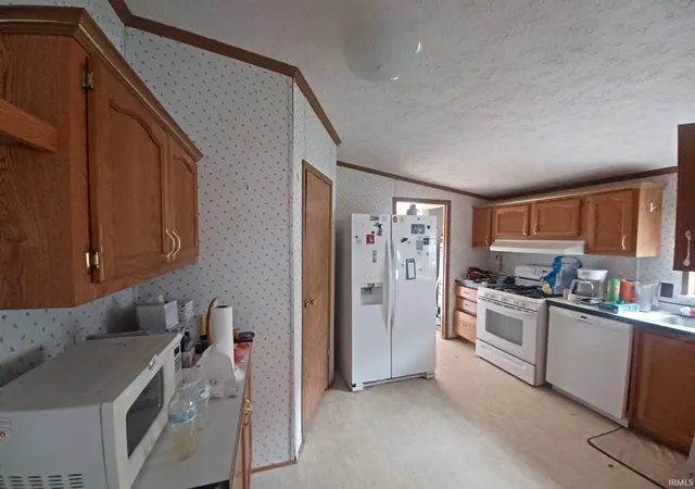 Photo 2 of Sale Pending at 313 E Adams Ave, Chandler, IN 47610 | MLS# 202631726 | Listing updated on 2026-08-26