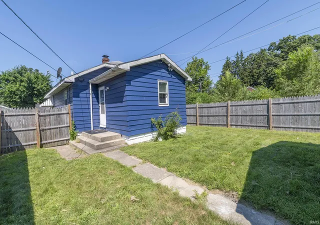 Photo 3 of Sale Pending at 502 S 32nd Street, South Bend, IN 46615 | MLS# 202631727 | Listing updated on 2026-09-20