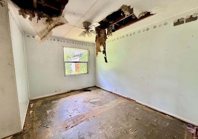 Photo 3 of Manufactured home for sale at 3112 Tremont Rd, Evansville, IN 47710 | MLS# 202631750 | Listing updated on 2026-09-12