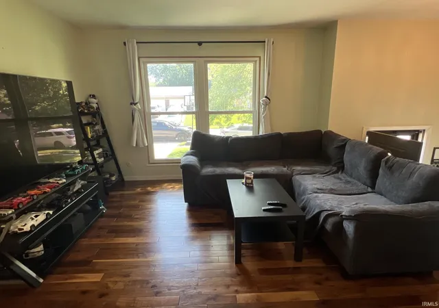 Photo 3 of Manufactured home for sale at 953 Tulip Dr, Peru, IN 46970 | MLS# 202631788 | Listing updated on 2026-08-24