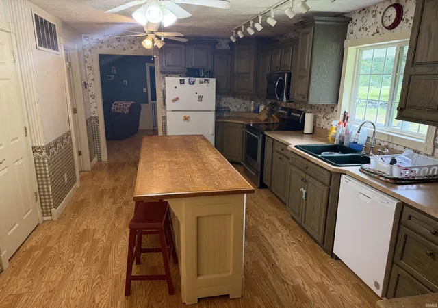 Photo 3 of Manufactured home for sale at 10066 Tulip Rd, Plymouth, IN 46563 | MLS# 202631790 | Listing updated on 2026-08-20